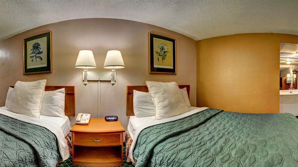 Econo Lodge Pooler - Savannah I-95 المظهر الخارجي الصورة