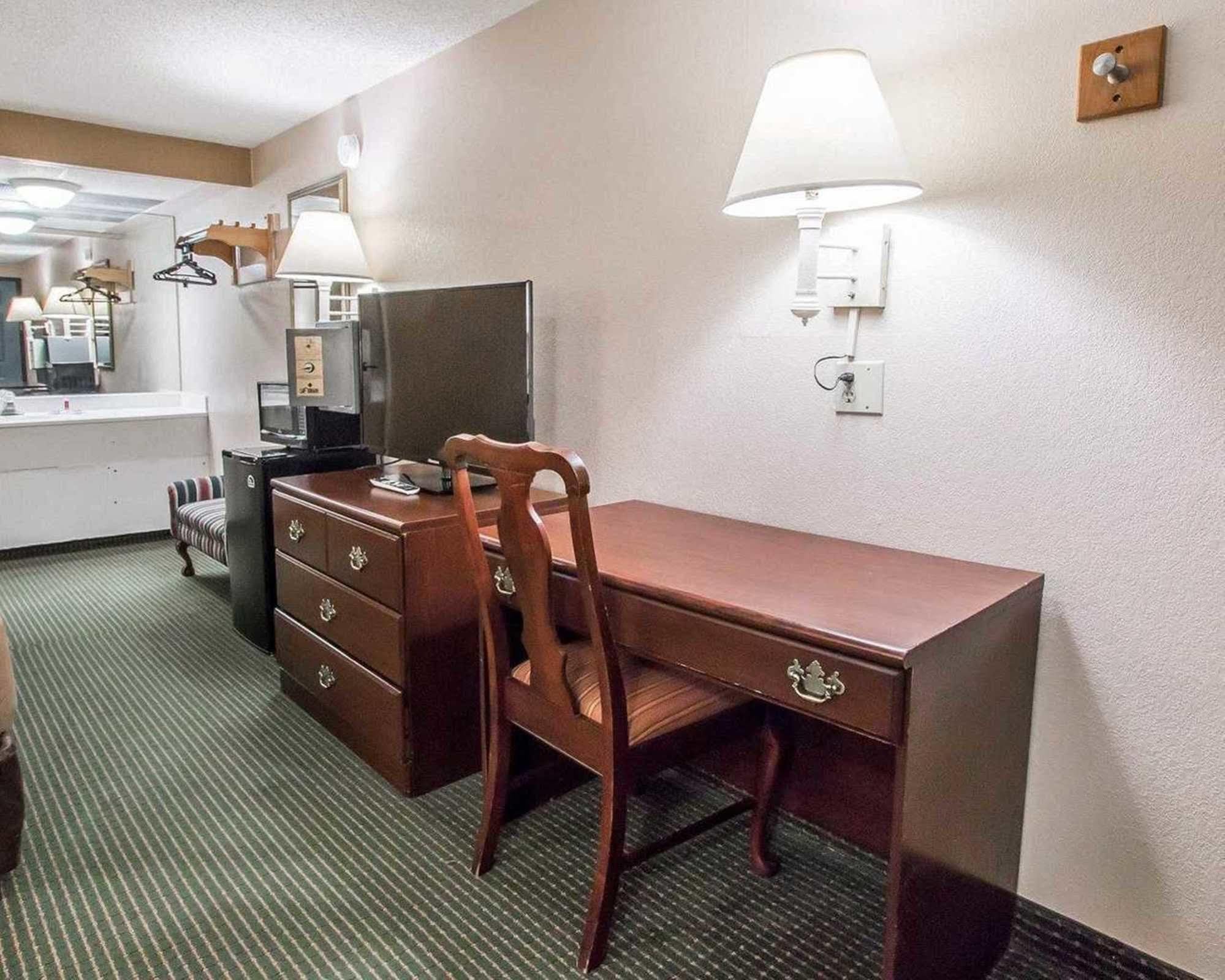 Econo Lodge Pooler - Savannah I-95 المظهر الخارجي الصورة